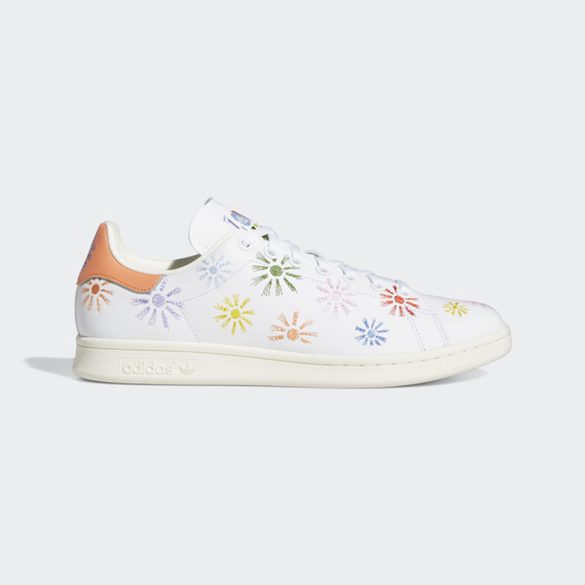 STAN SMITH